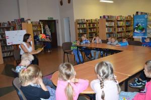 Przedszkolaki z wizytą w bibliotece - październik 2018 (2)